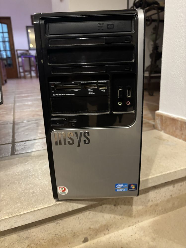 Conjunto computador + gaveta de dinheiro