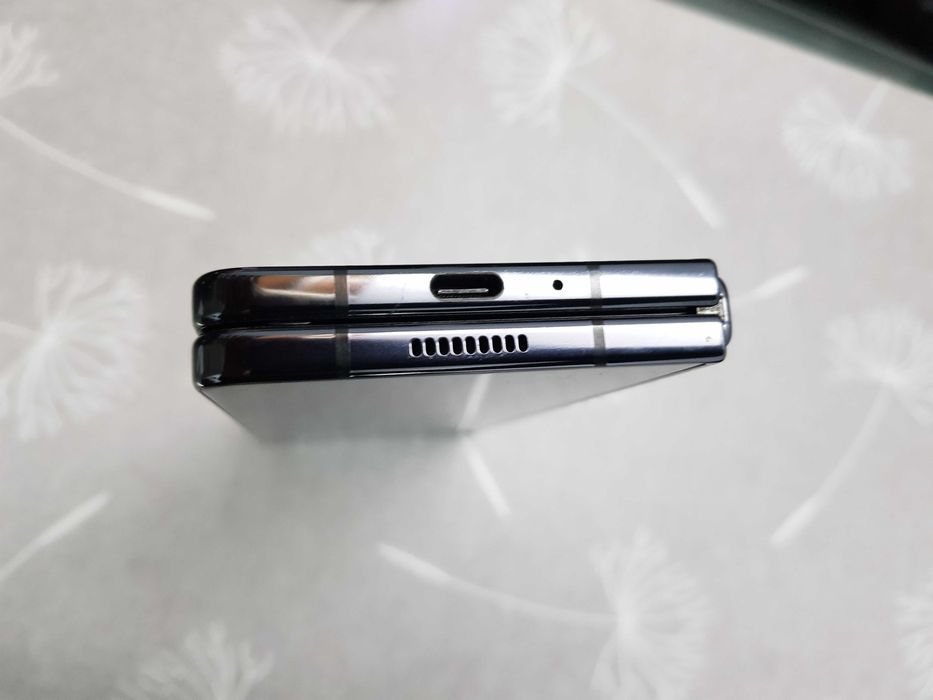 Samsung Galaxy Z FOLD 5 - 256GB - 5G - Desbloqueado - Impecável