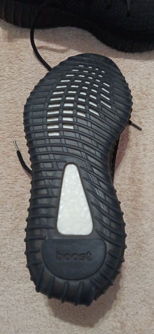 Кроссовки Adidas Yeezy boost 350