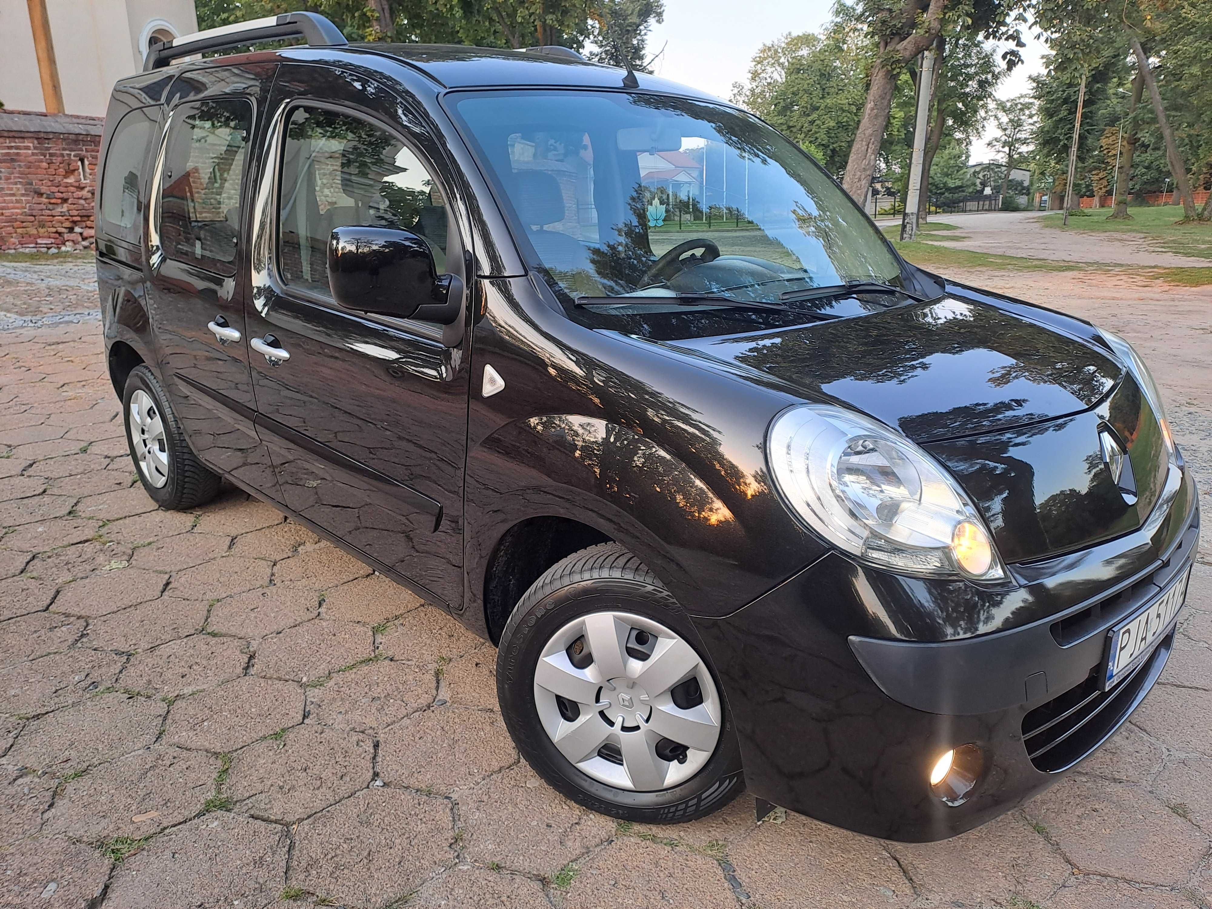 Zadbane Kangoo 1.6 benzyna, 5 osób, 2 x drzwi, 169tys, 2011rok