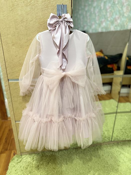 Святкова сукня  4-5 років