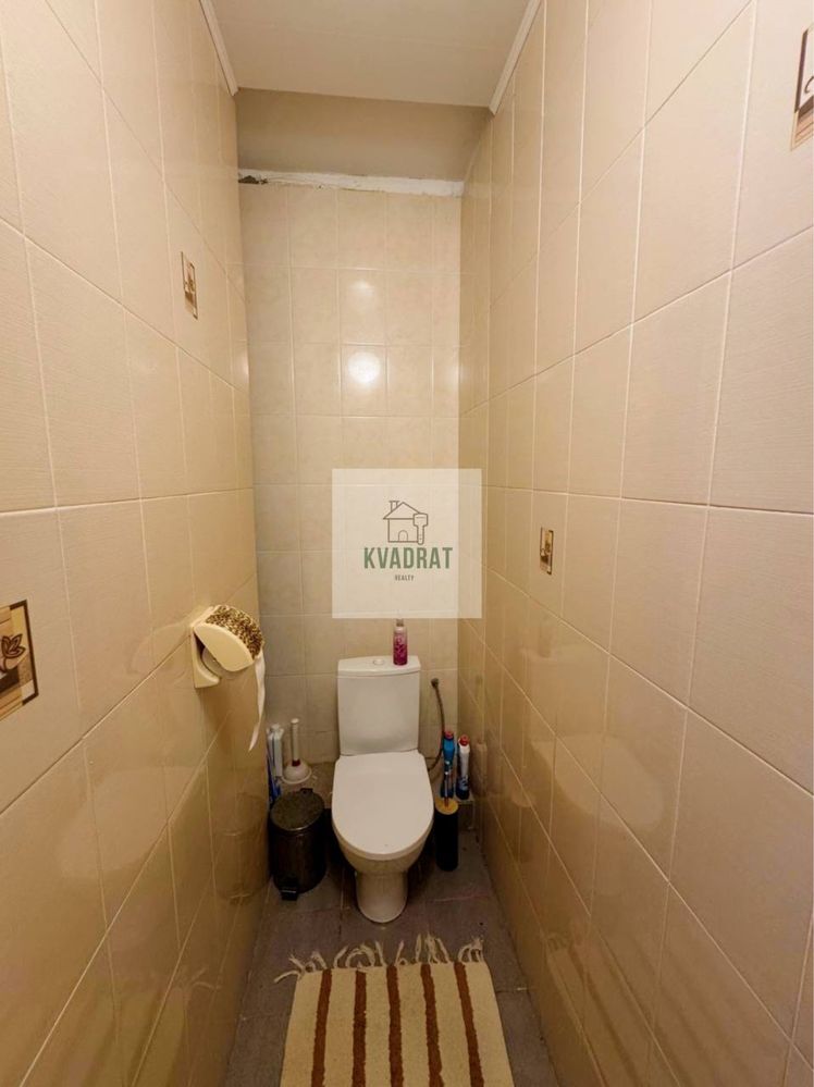 Продам 5-ти кімнатну квартиру 160 м.кв. у центрі міста