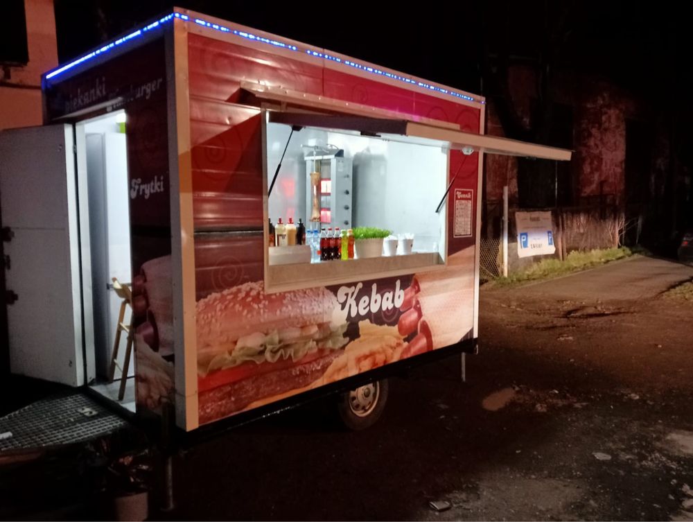 Przyczepa gastronomiczna