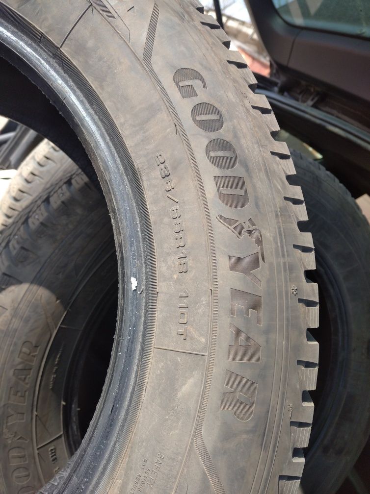 Продам резину goodyear r18