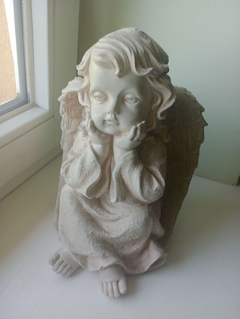 Ceramiczna figura aniołek