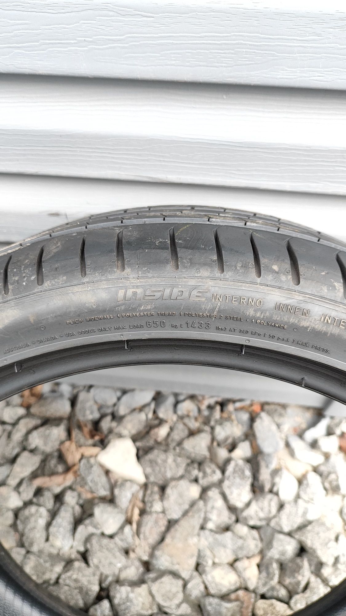 Шини Pirelli літні 225/40 R19