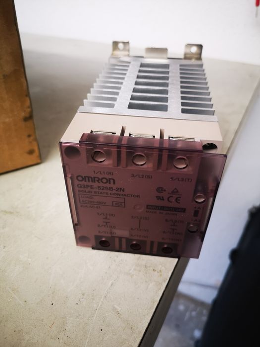 Omron G3PE 25 A Three-Phase Solid State Relay64171755589633122