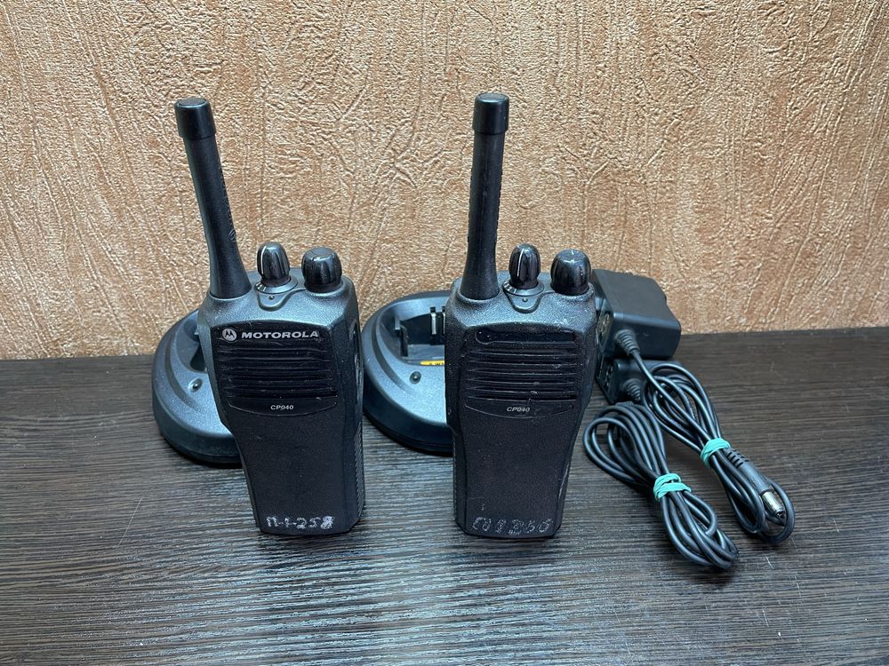 Motorola cp-040.                .