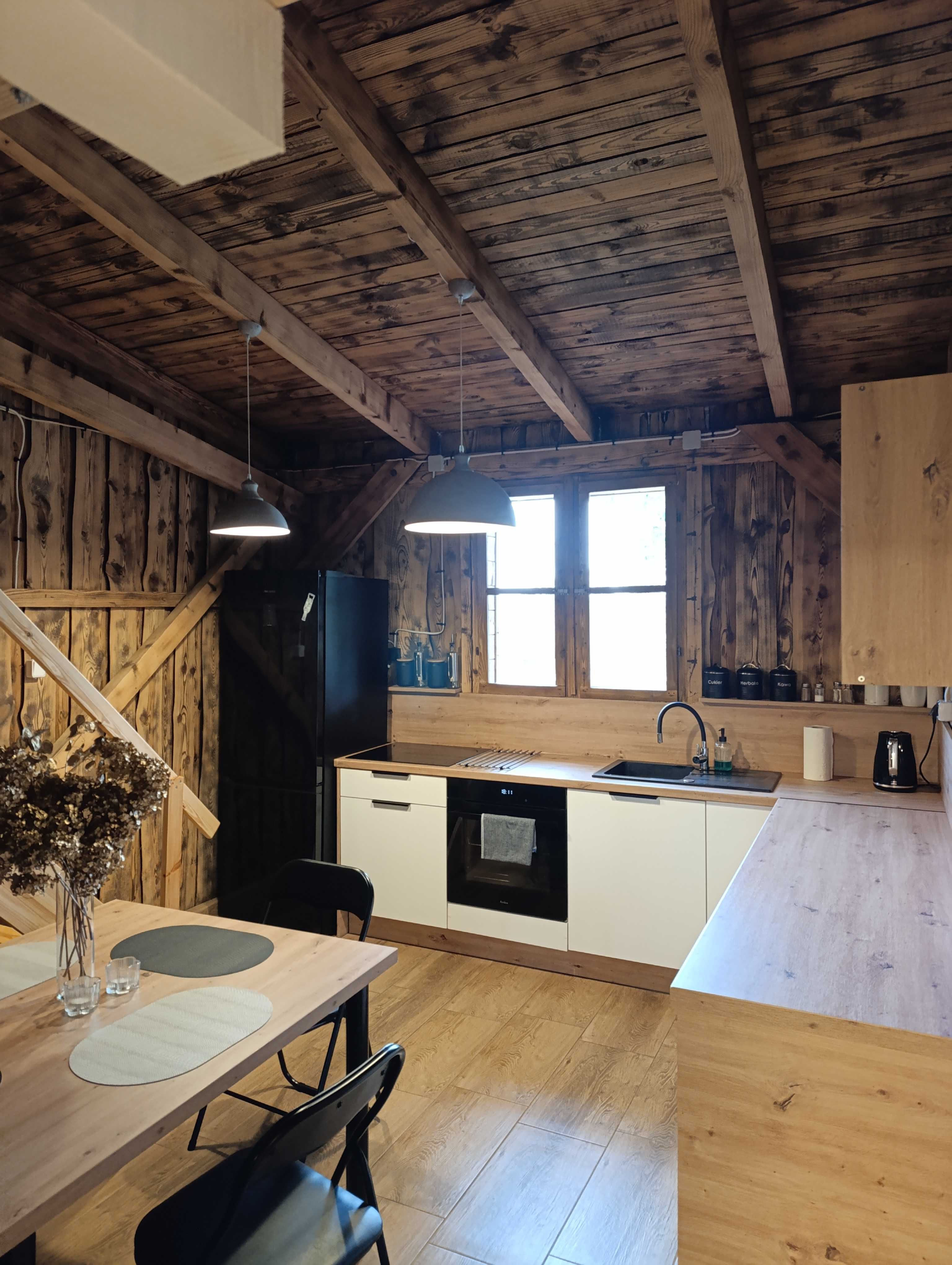 Noclegi Domek - Klimatyczna stodoła | Mazury | Basen | Sauna | Jacuzzi