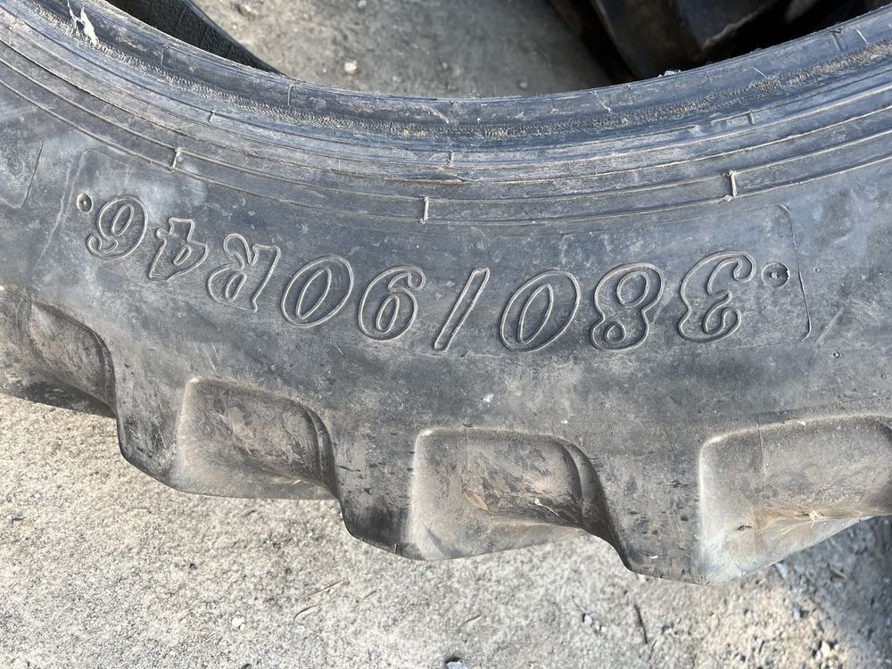 380/90 R46 Alliance, Goodyear, Firestone