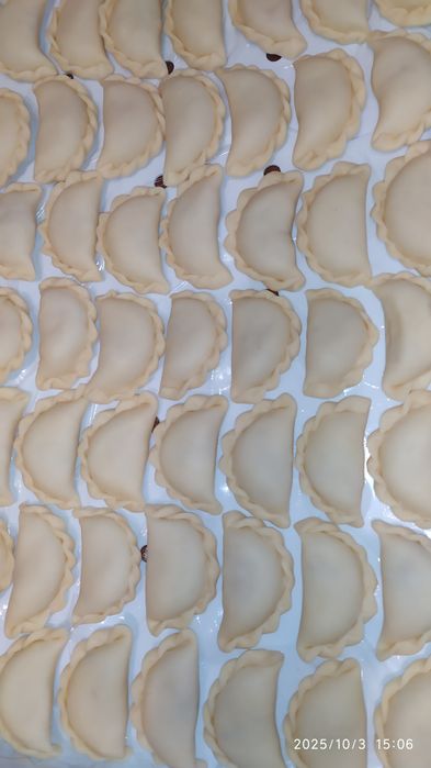 Домашние замороженные полуфабрикаты, готовая еда и выпечка