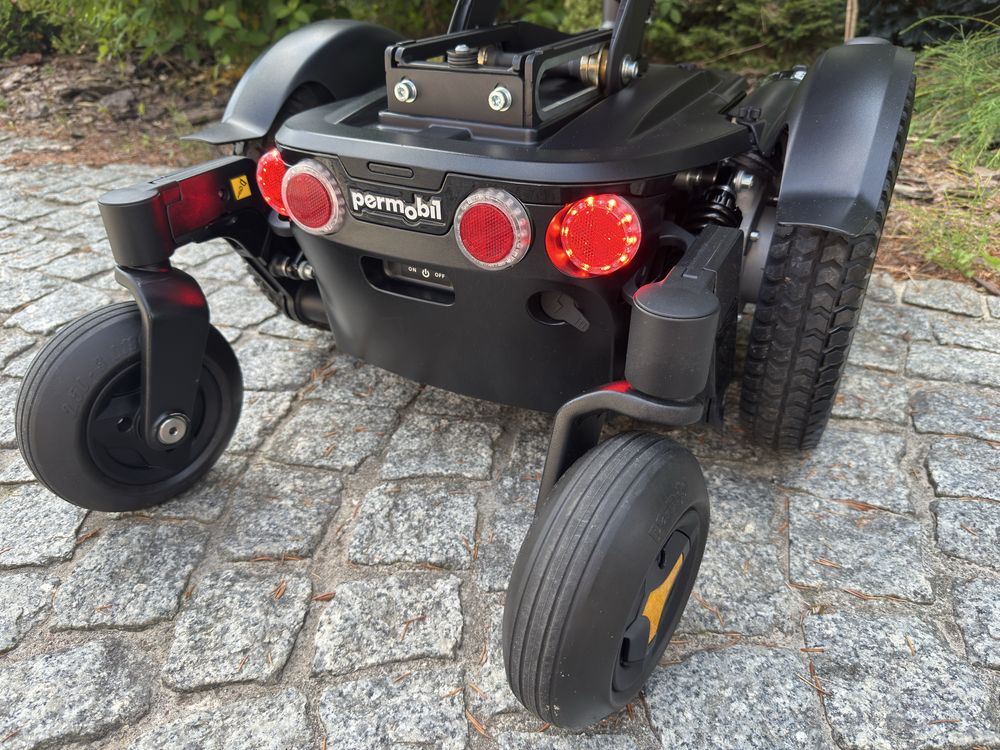 wózek inwalidzki elektryczny Permobil M3 Corpus tylko 15km Full opcja!