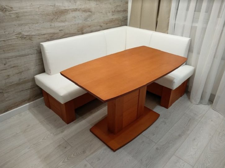 Мягкий уголок на кухню