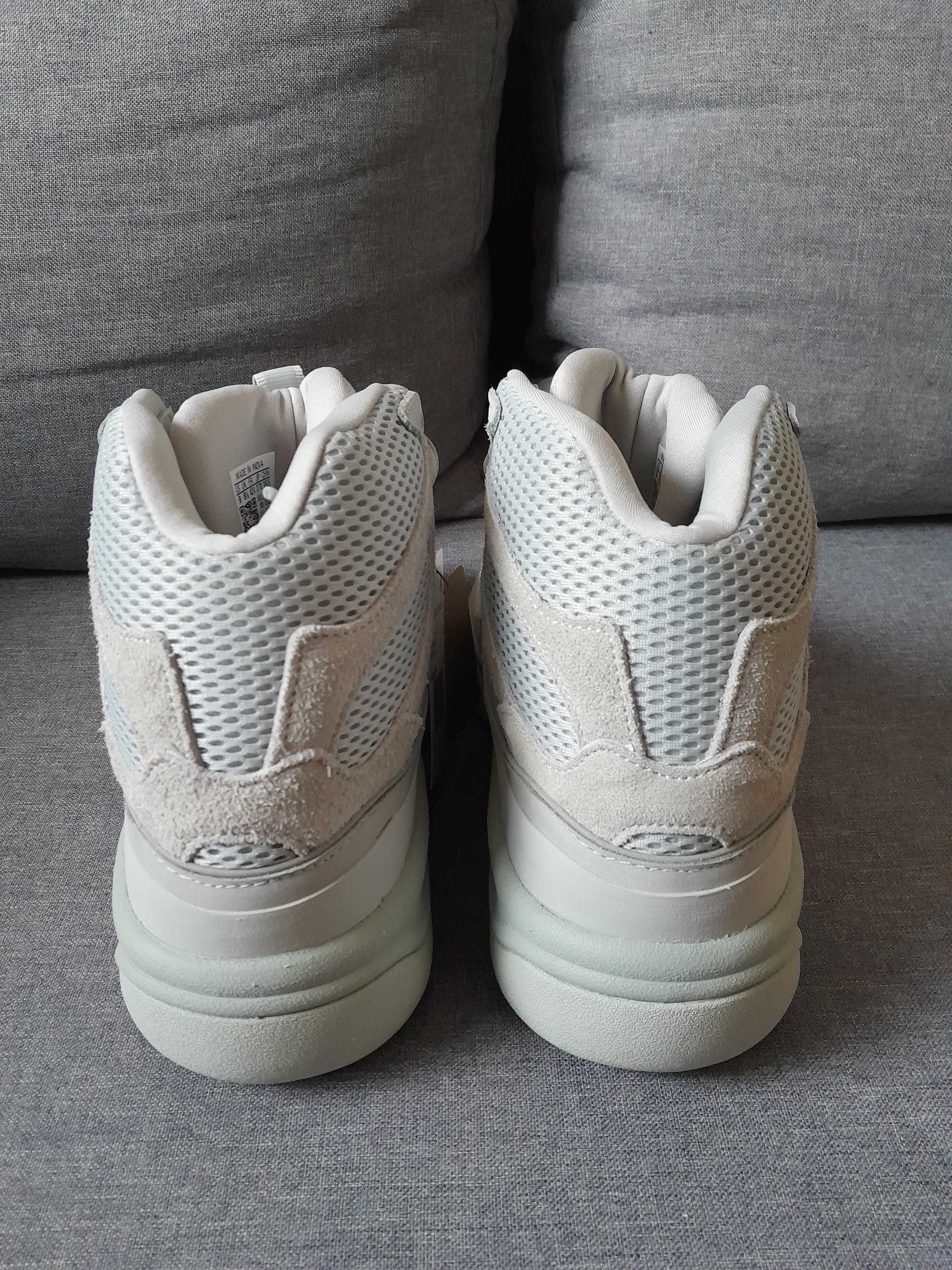 adidas Yeezy Desert Boot Salt