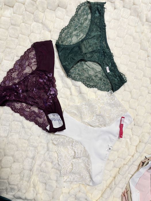 Трусики безшовні. Жіноча білизна