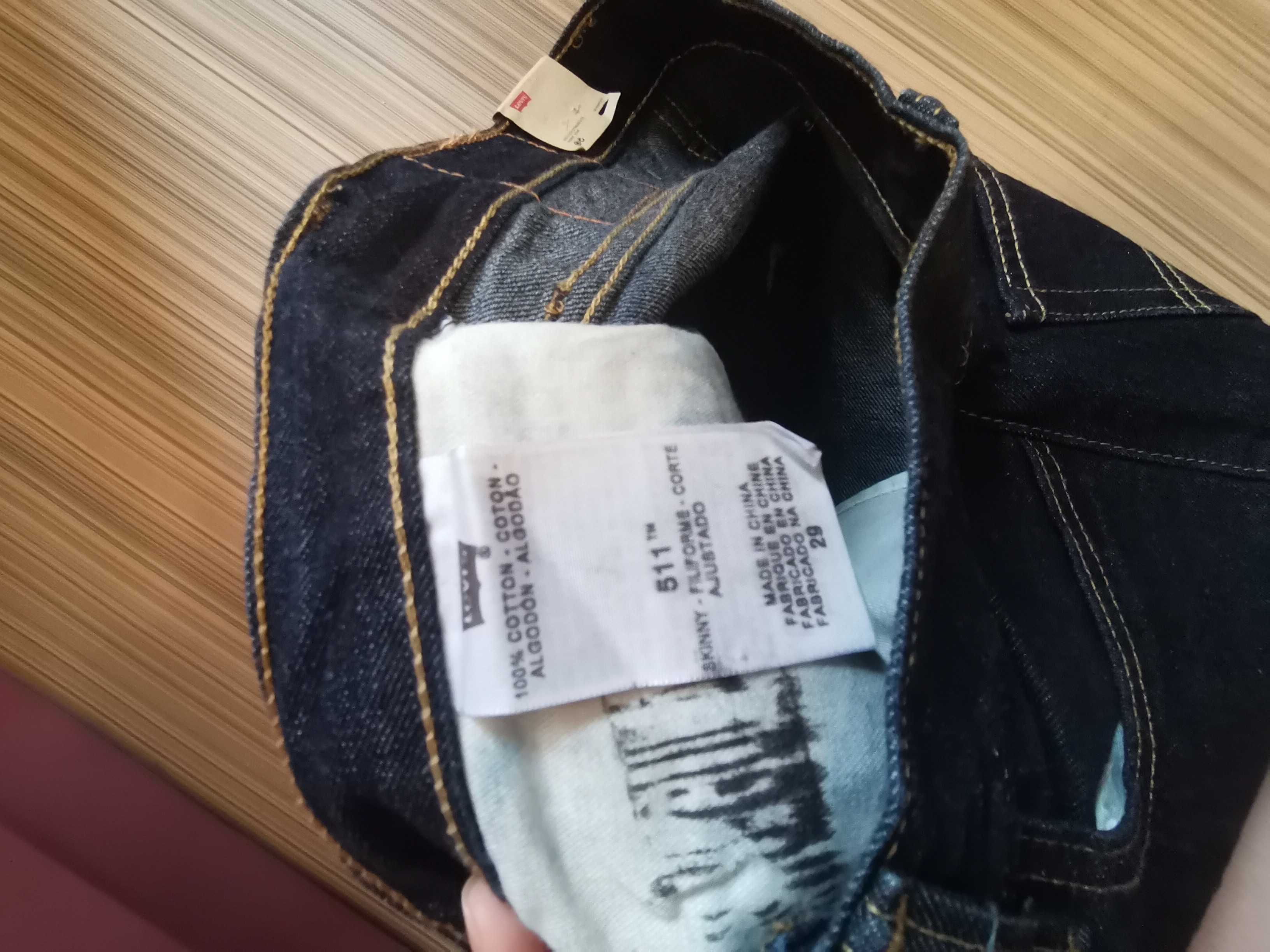 Джинсовые шорты фирмы Levis. Оригинал. 29