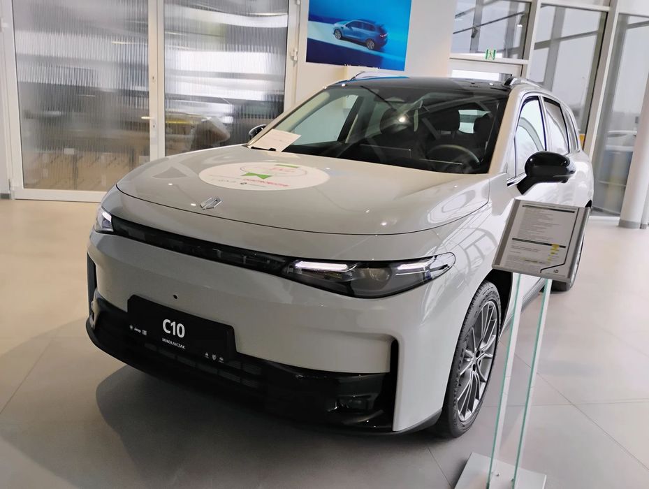 Leapmotor C10 Leapmotor C10 REEV , Hybryda 215KM,