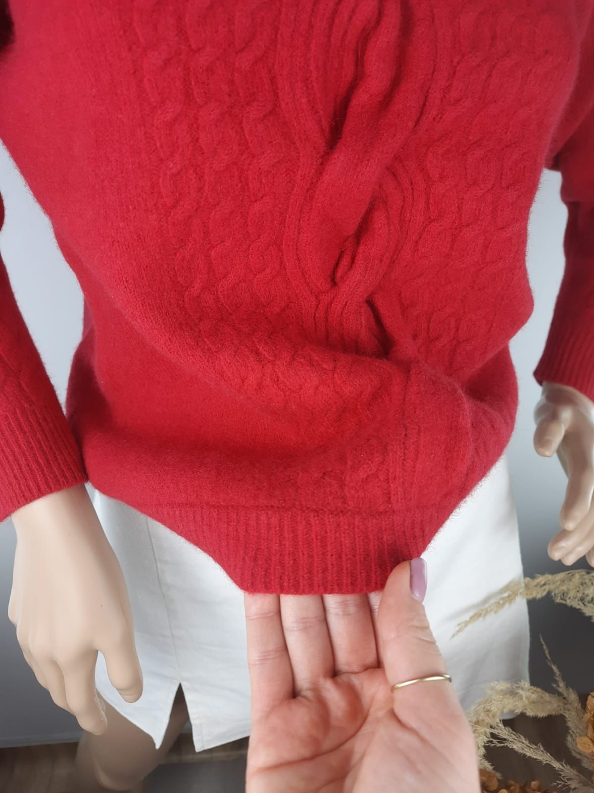 Wełniany sweter wełna angora splot warkocz ciepły gruby sweterek golf