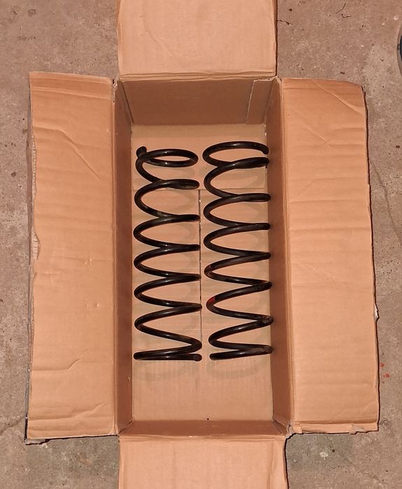 Sprężyny tył Honda Accord VIII 8 Sedan 2.0 2.2 2.4 OEM CU1 CU2 CU3