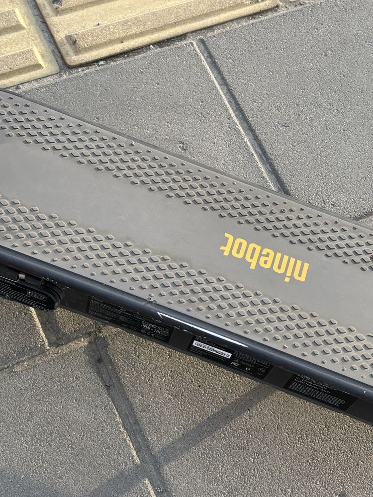 Електросамокат Ninebot MAX G30