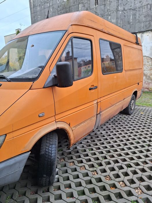 Sprzedam samochód mercedes