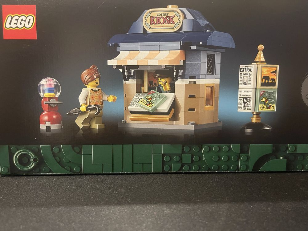 Sprzedam zestaw lego icons corner kiosk 40757