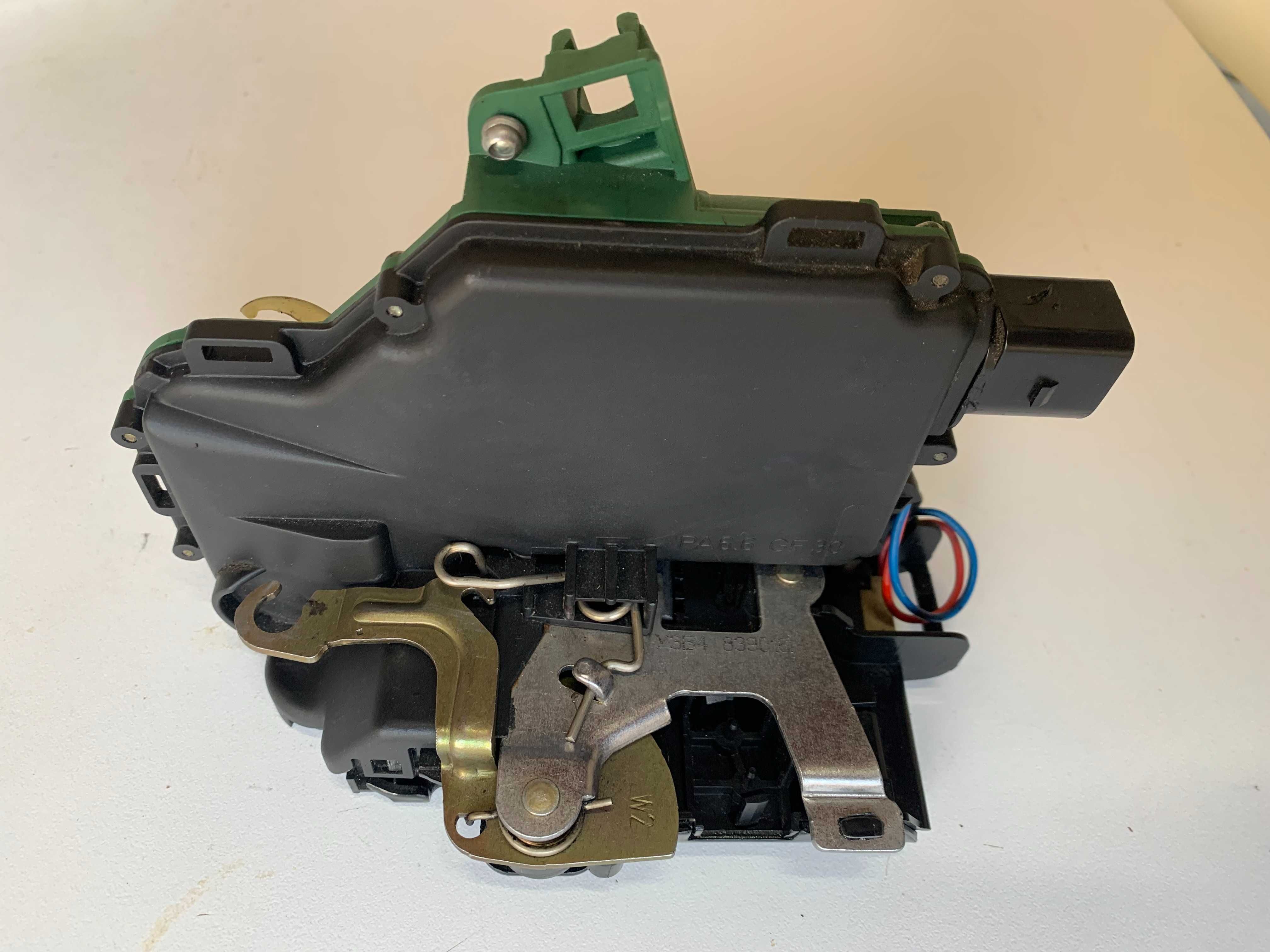 Fechadura/actuador porta direita trás, VW Golf IV