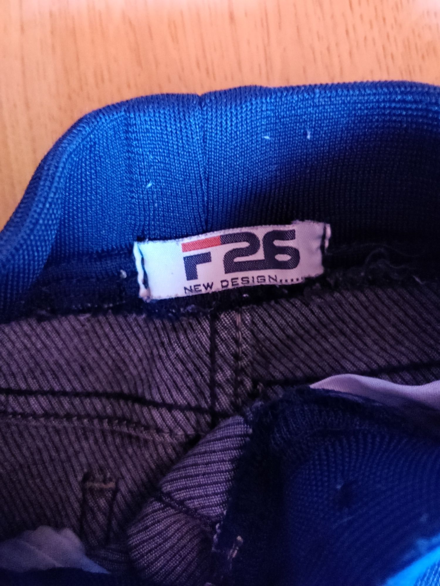 Spodnie jeans na gumce rozmiar 98/104 NASA