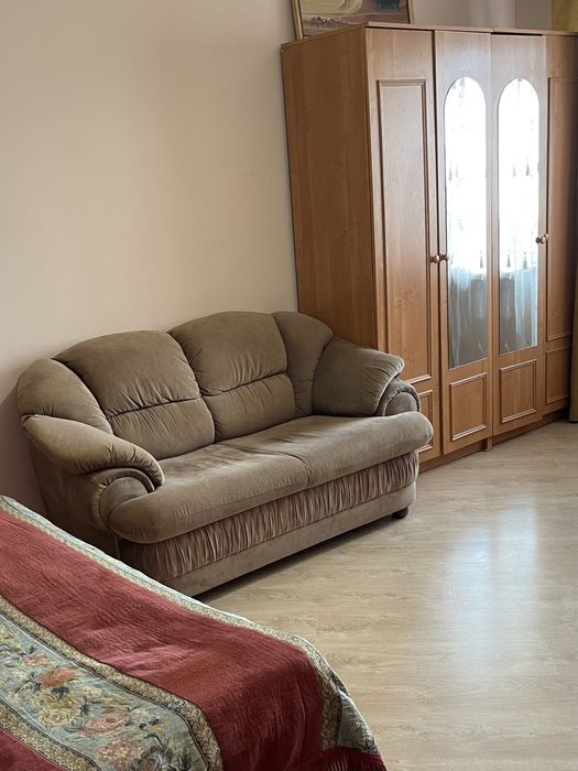 Здам подобово затишну однокімнатну квартиру центр всі зручності