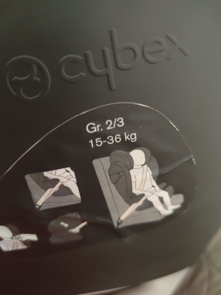 Fotelik Cybex Solutions M-Fix 15-36