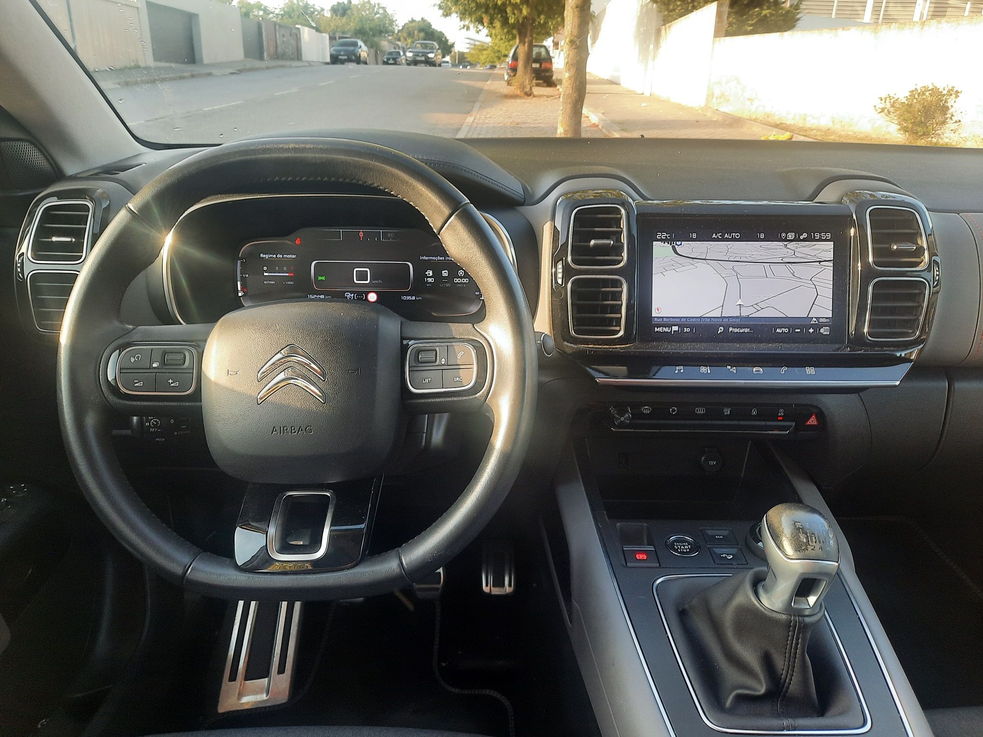 Oportunidade C5 Aircross 1.5Bluehdi Shine (+ equipada) Histórico Marca