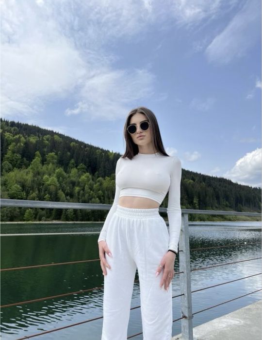 Укорочена кофта, топ