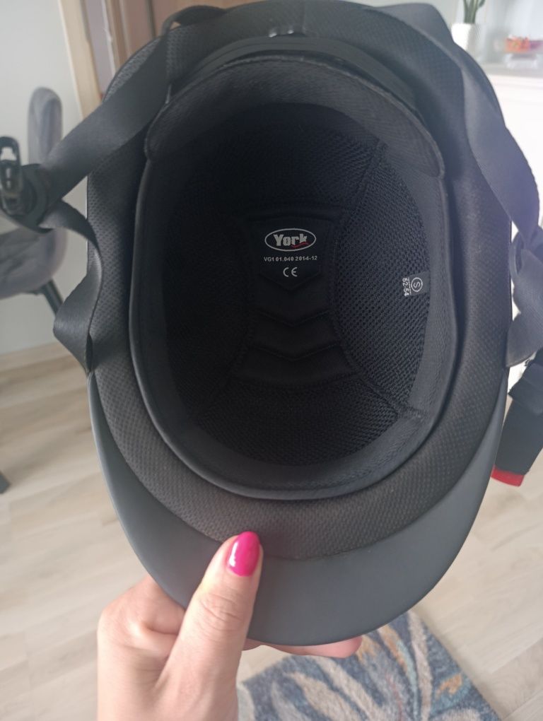 Kask jeździecki firmy York