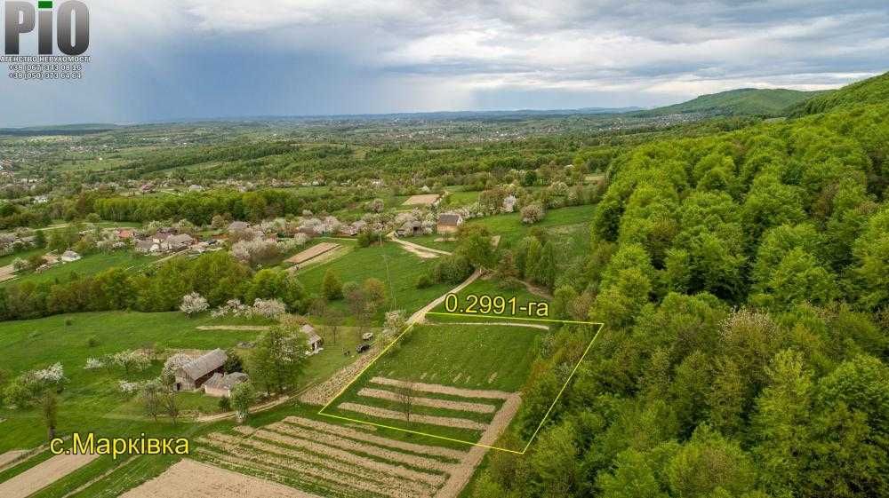 Земельна ділянка с.Марківка