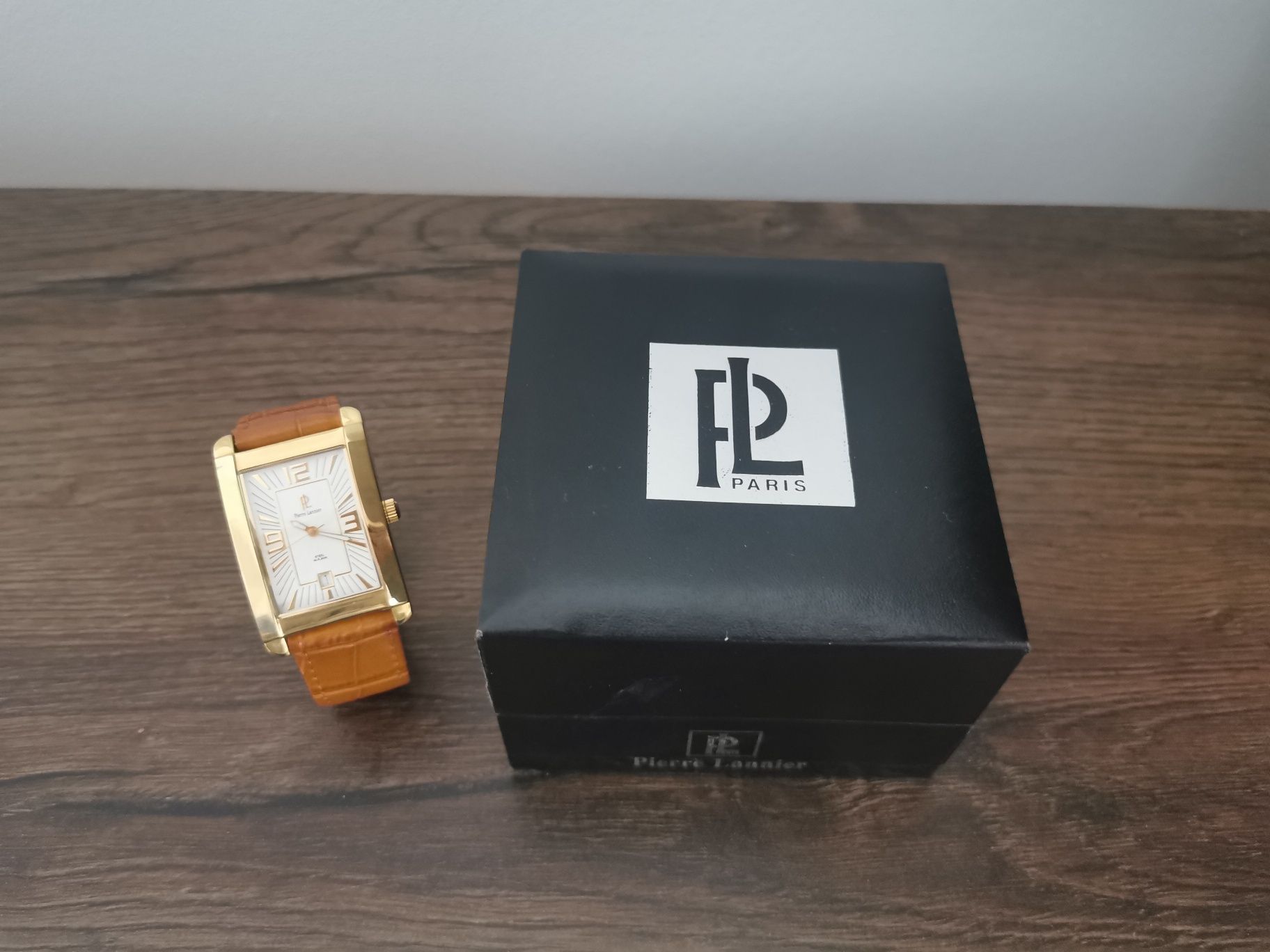 Elegancki zegarek męski Pierre Lannier pozłacany. Certina Casio Tissot