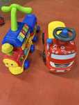 2 brinquedos de bebe