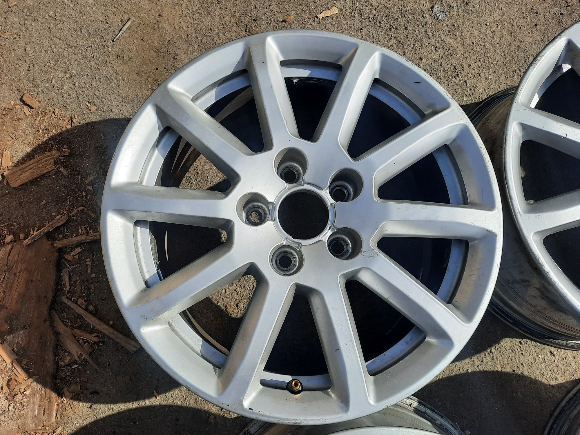 Диски Audi r16 5x112 et39 j7 dia66 A3, A4, A6