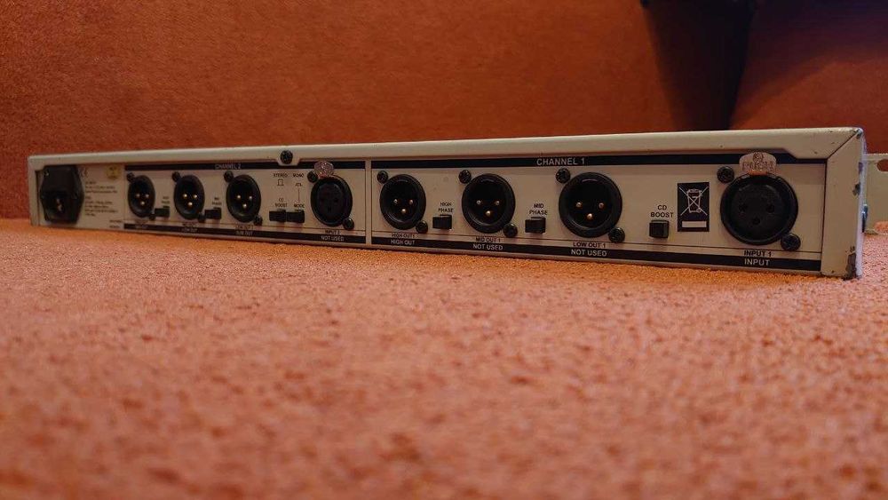 Кроссовер SHOW SCX-234