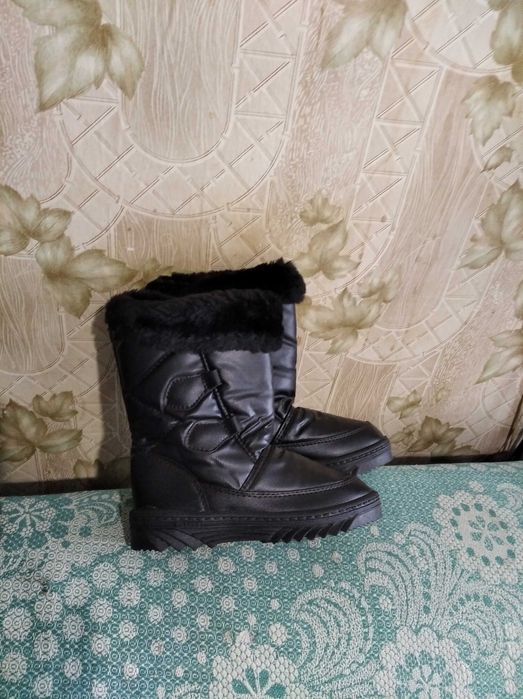 Сапожки детские не ношены. 33р-р