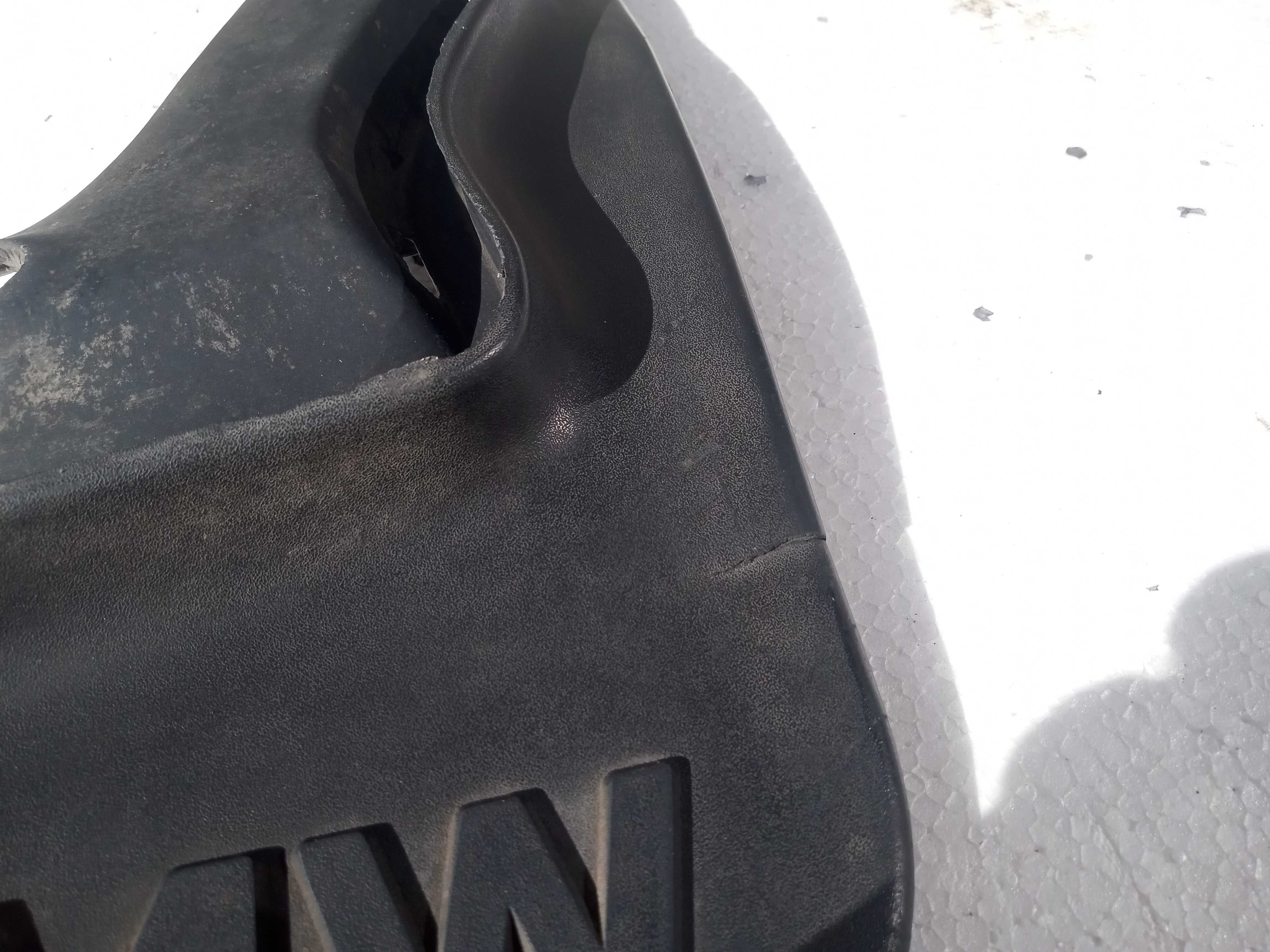 Oryginalne chlapacze tylne tył BMW E36 RARYTAS