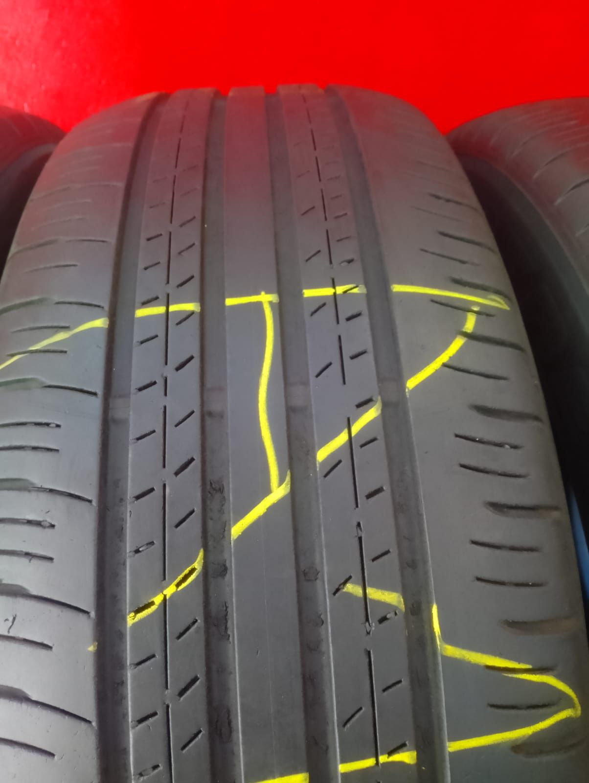 Opony 225/60/18 Dunlop