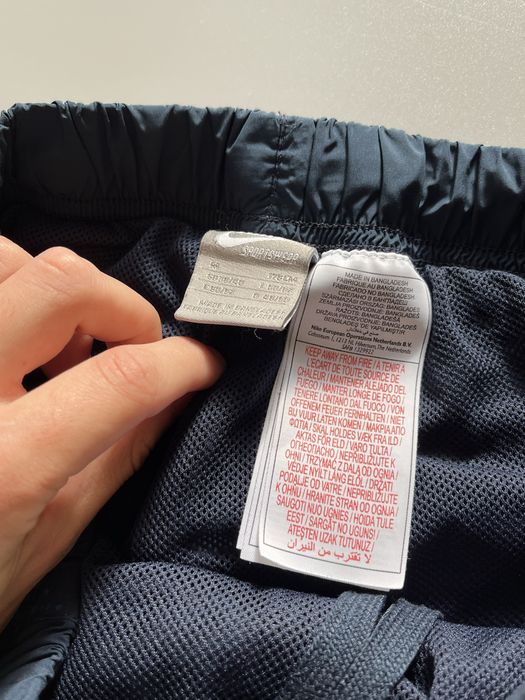 вінтажні широкі штани від Nike на утяжках