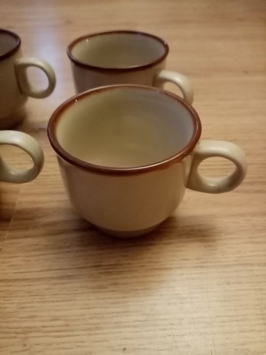 4 filizanki syg Pruszkow