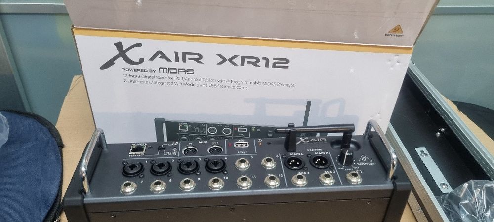 X Air XR12 Behringer