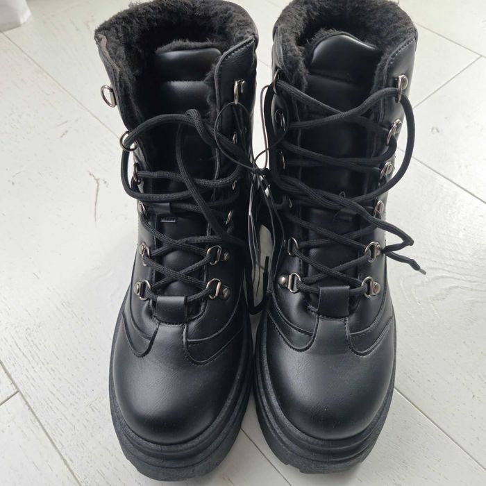 Черевики жіночі Sinsay теплі