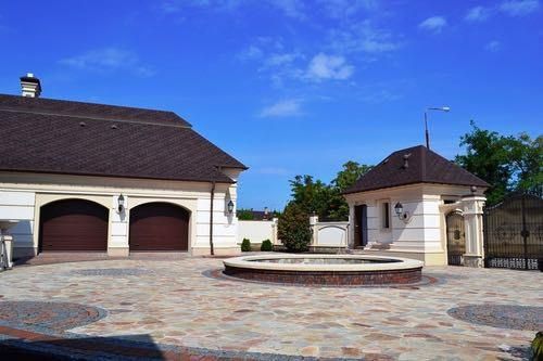 Конча Заспа, Дамба 3 км, дом 1200 м2, выход на Днепр