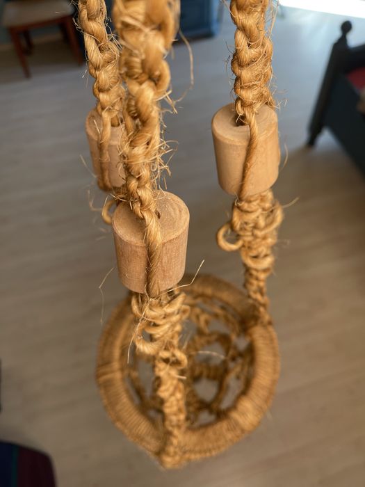 Kwietnik podwieszany pleciony recznie