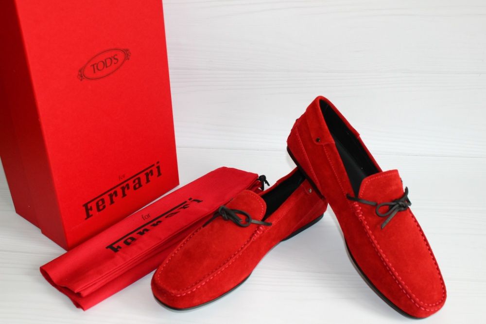 Мокасины Tod's by Ferrari. Италия. Оригинал. Размеры 41.5, 42 brioni