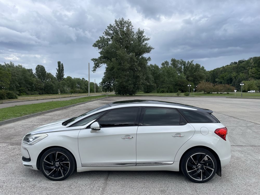 Citroen DS5 1.6Hdi automat