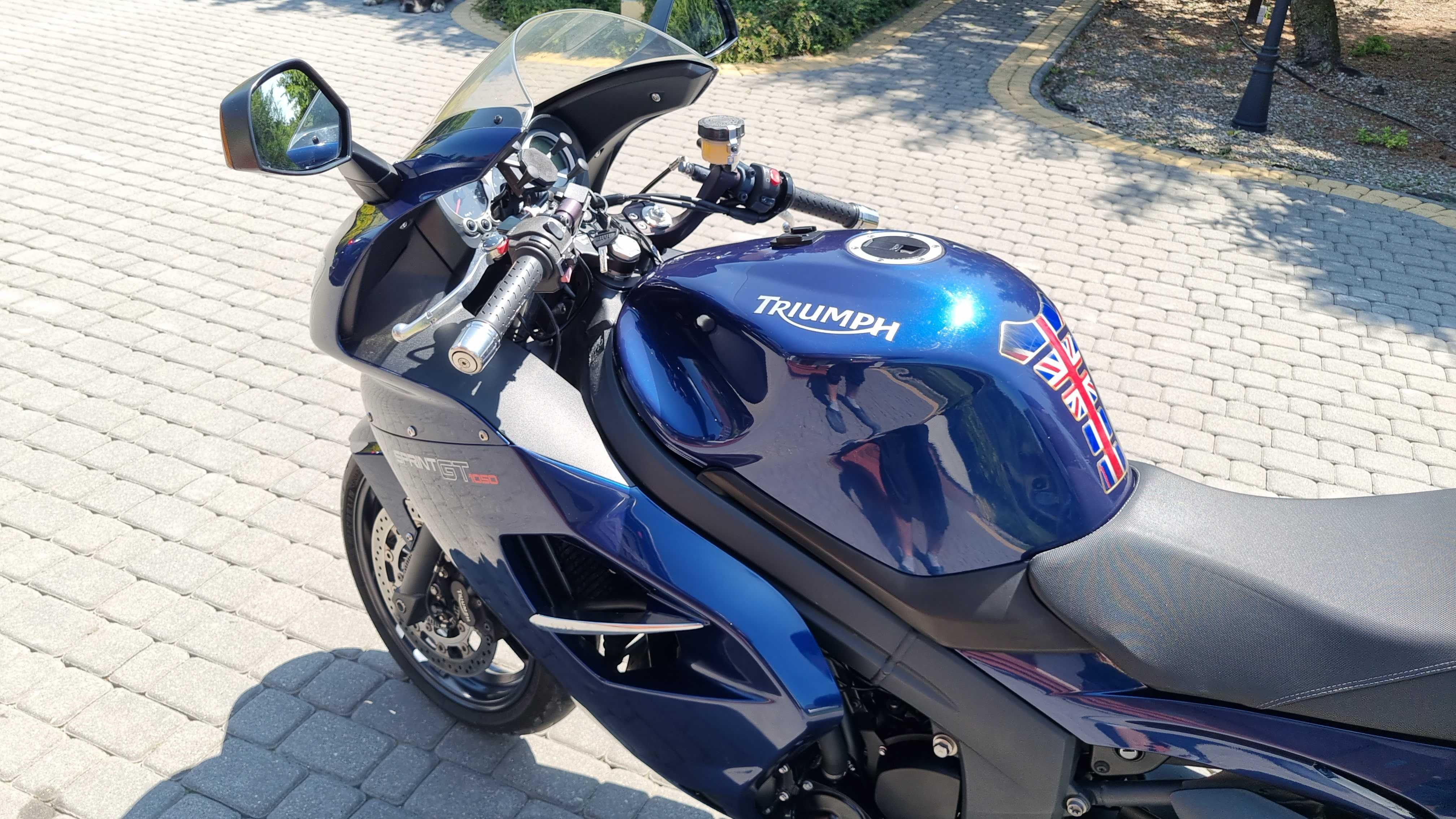 Triumph Sprint GT 1050 cm3 rok 2010 nalot 58000 km duży turysta